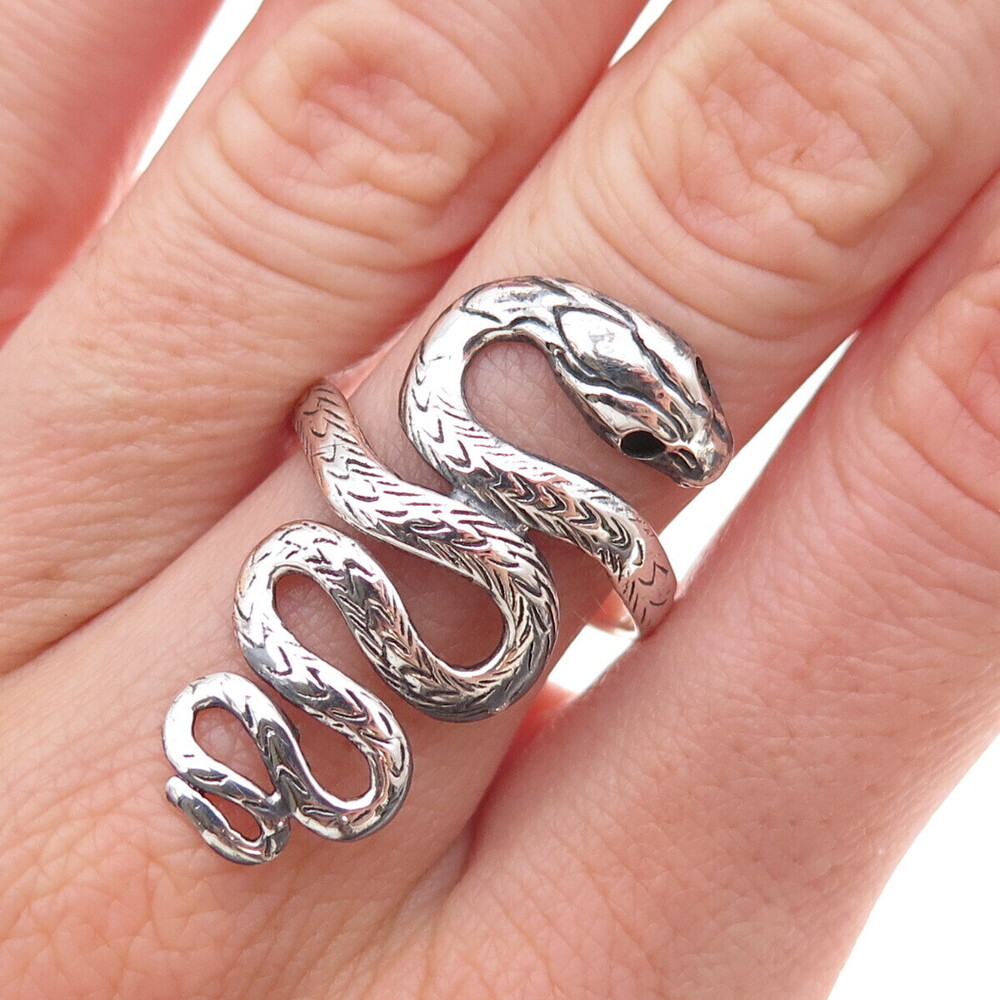 925 Sterling Silver Vintage Snake Oxidized Ring Size 8.5